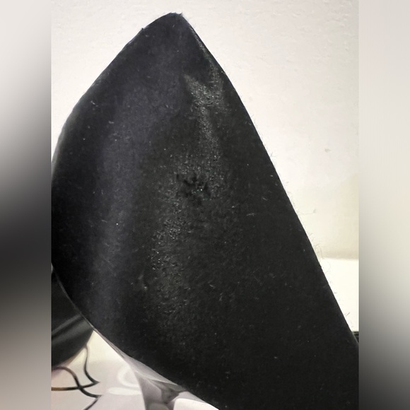 Size 6 (36) Black Satin Stiletto Pointy Toe Heel Aldo - Picture 6 of 7
